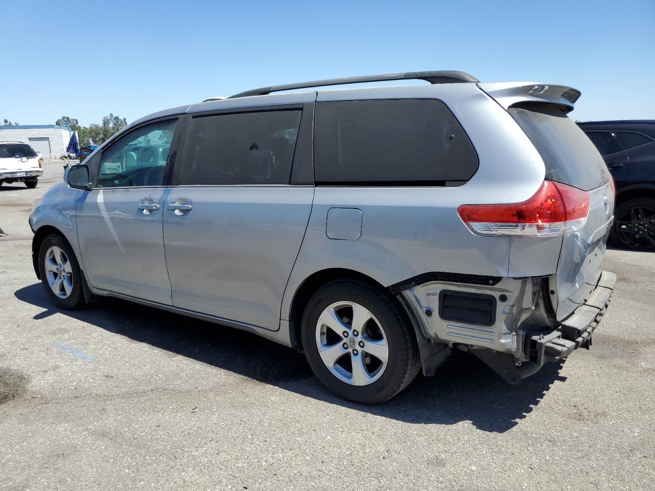 2013 Toyota Sienna Le VIN: 5TDKK3DC0DS369890 Lot: 68529834