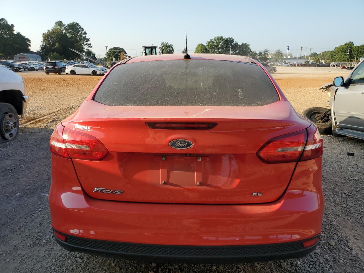 2016 Ford Focus Se VIN: 1FADP3F2XGL282931 Lot: 68936414