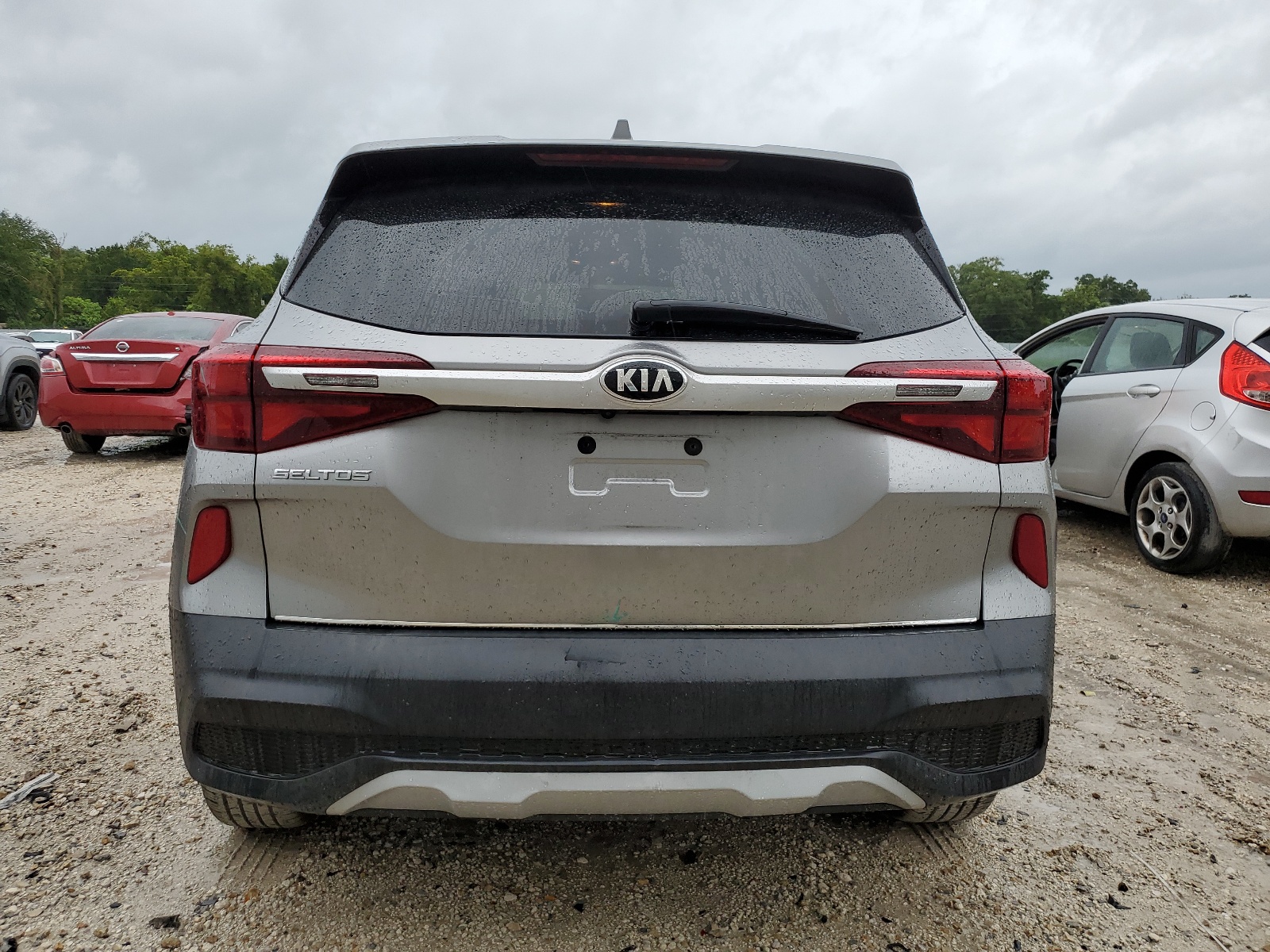 KNDEPCAA4M7171700 2018 Kia Seltos Lx