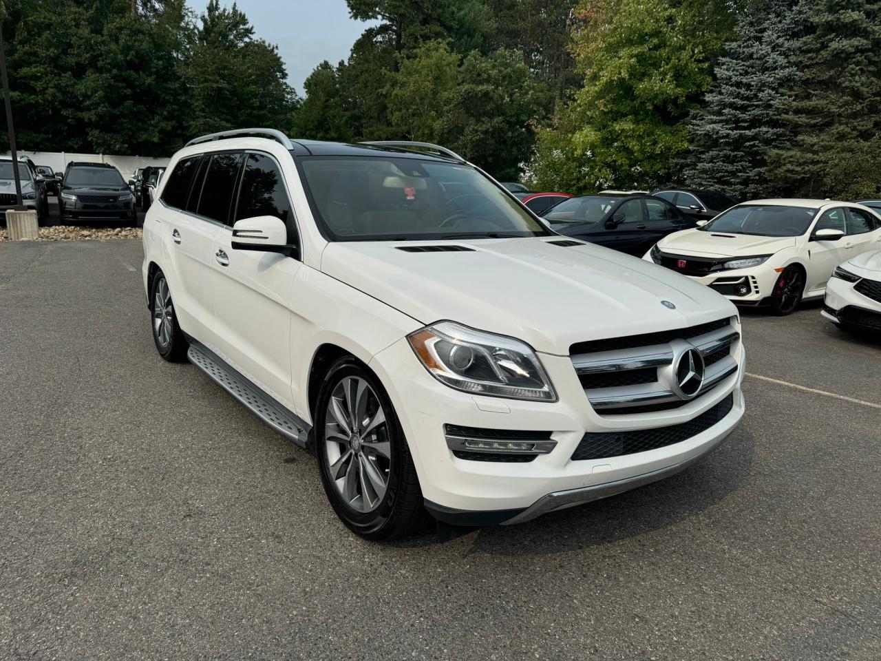 VIN 4JGDF6EE3GA621305 2016 MERCEDES-BENZ GL-CLASS no.2