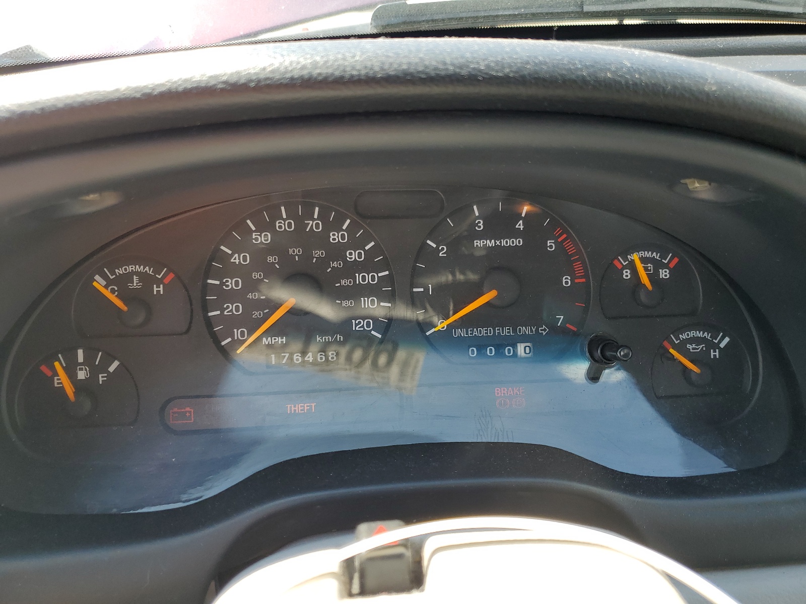 1FALP404XVF150369 1997 Ford Mustang