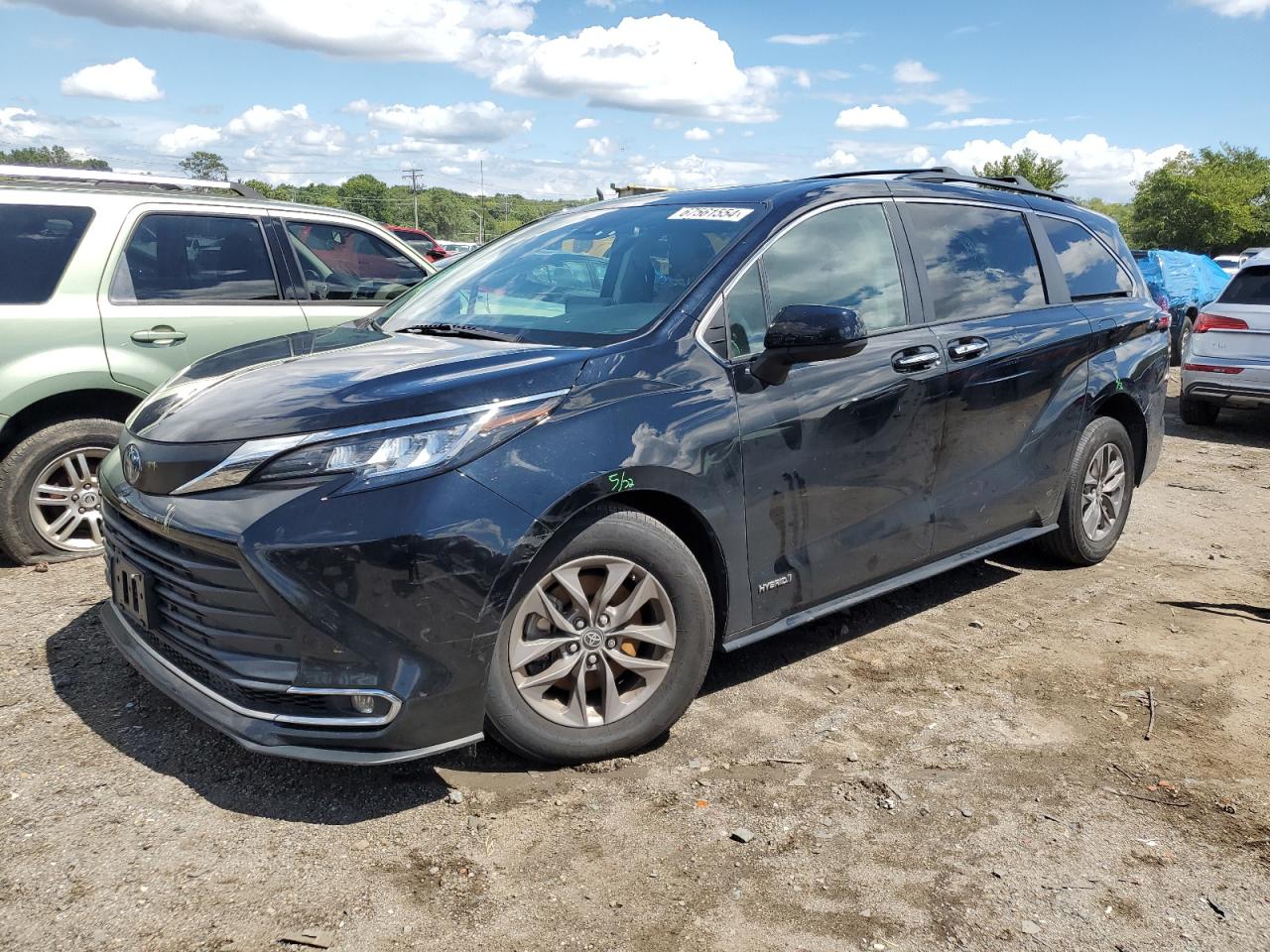 5TDJSKFC8MS023900 2021 TOYOTA SIENNA - Image 1