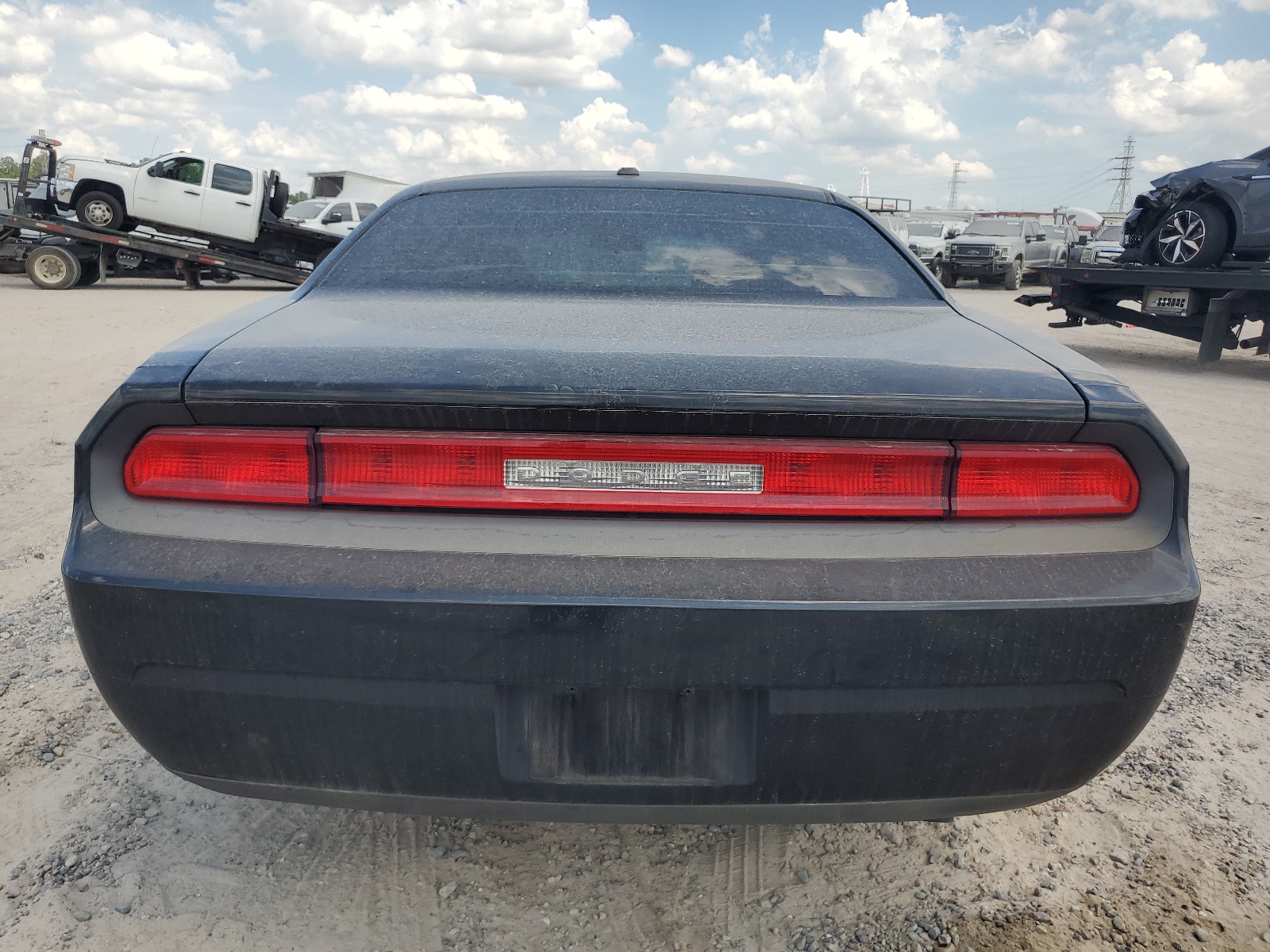 2B3CJ4DV6AH259971 2010 Dodge Challenger Se