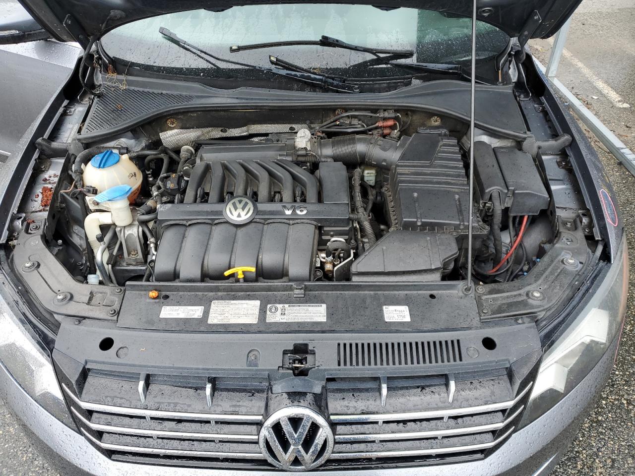 2012 Volkswagen Passat Sel VIN: 1VWCM7A37CC011421 Lot: 65205784