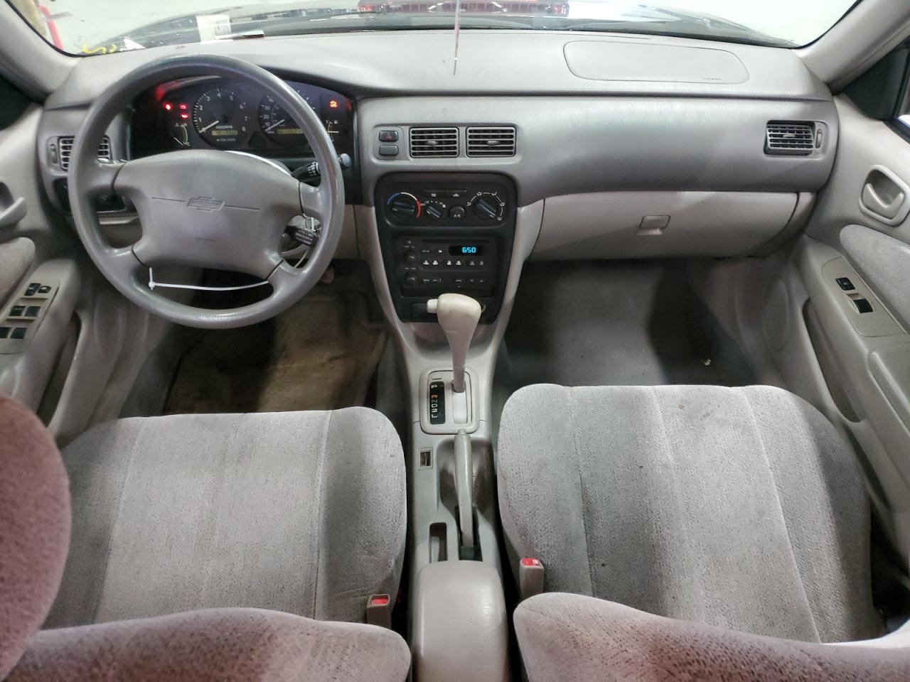 2001 Chevrolet Geo Prizm Base VIN: 1Y1SK528X1Z447981 Lot: 65397724