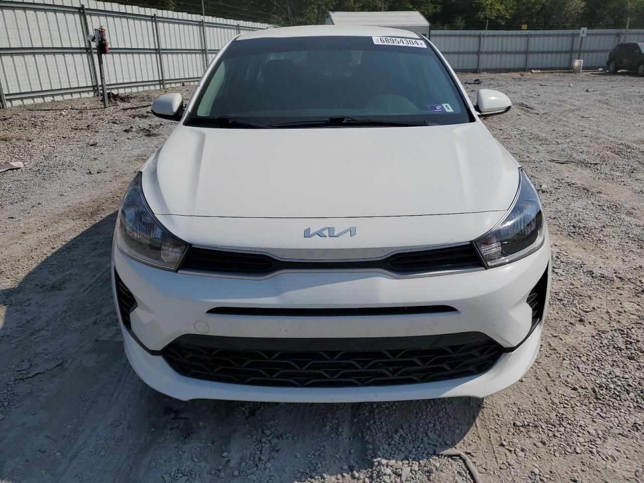 2022 Kia Rio - Image 5