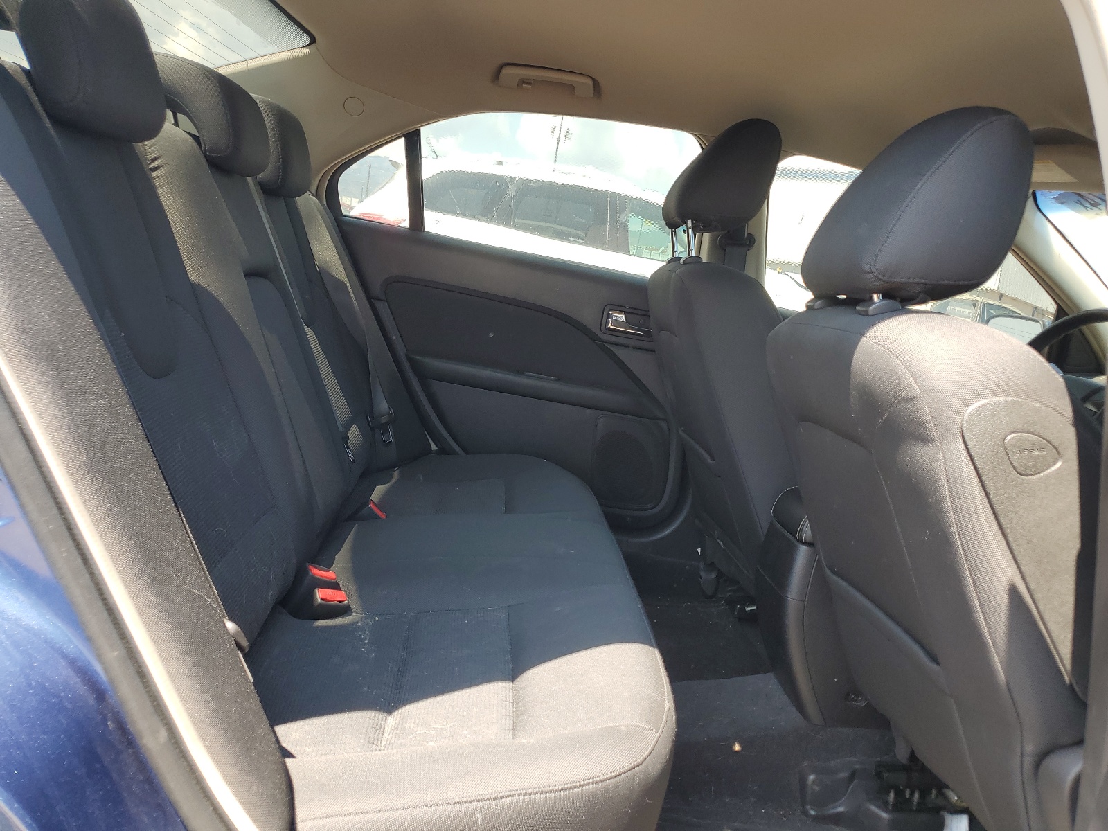 3FAHP0HA6AR223906 2010 Ford Fusion Se