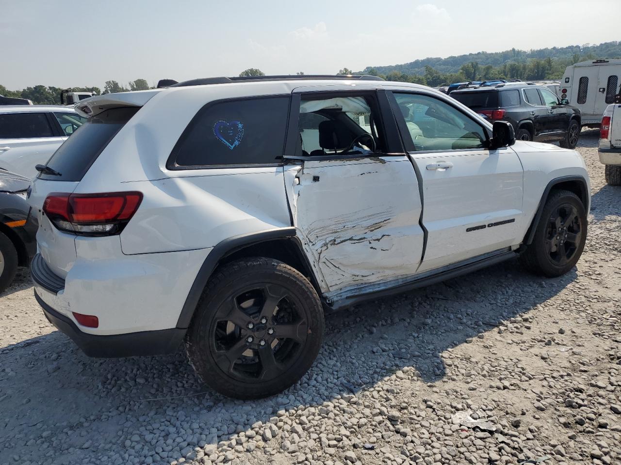 2018 Jeep Grand Cherokee - Image 3