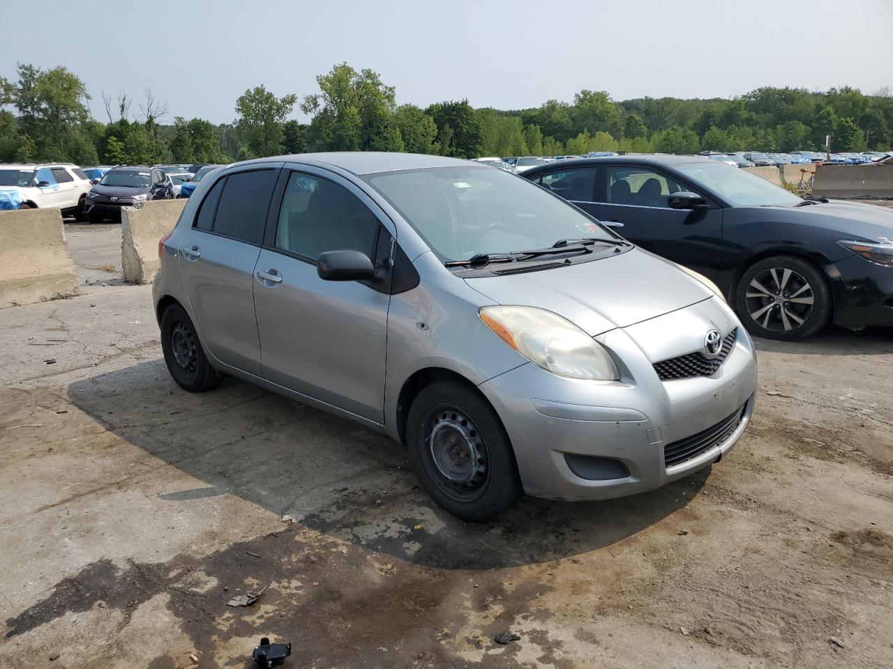 JTDKT4K32A5301887 2010 Toyota Yaris