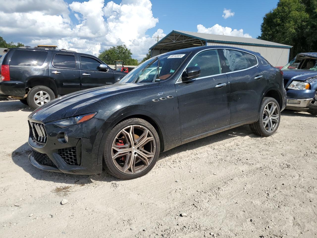 ZN661XUA9NX384716 2022 Maserati Levante Base