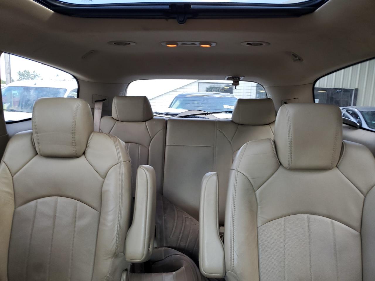 2010 Buick Enclave - Image 10