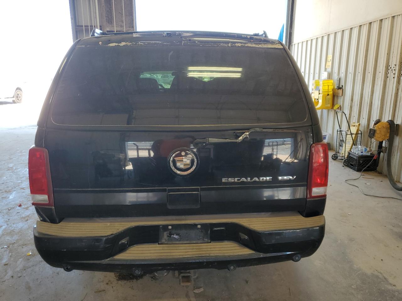 2004 Cadillac Escalade Esv VIN: 3GYFK66N24G220651 Lot: 68187144