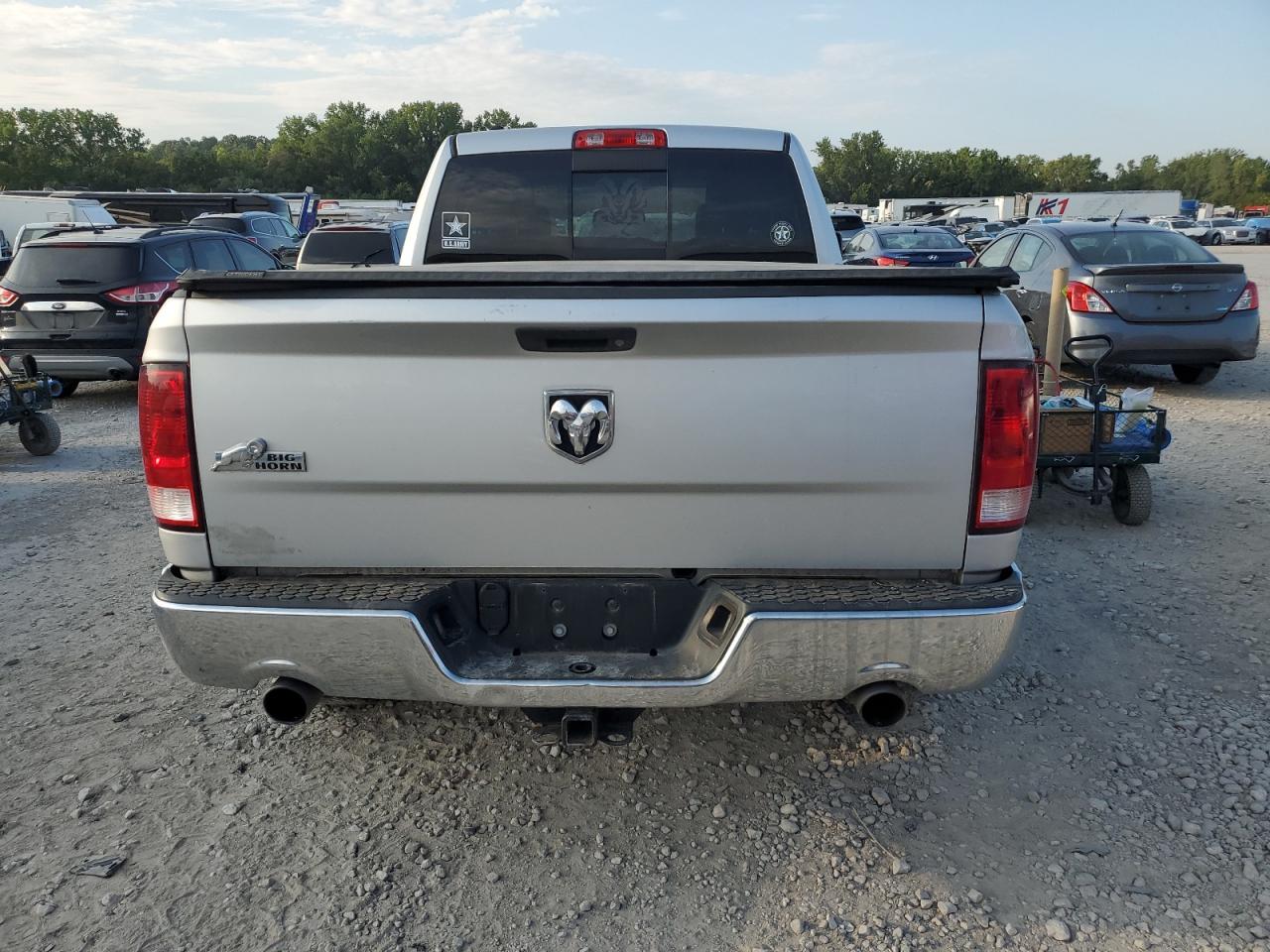 2015 Ram 1500 Slt VIN: 1C6RR6GT4FS709065 Lot: 69071864