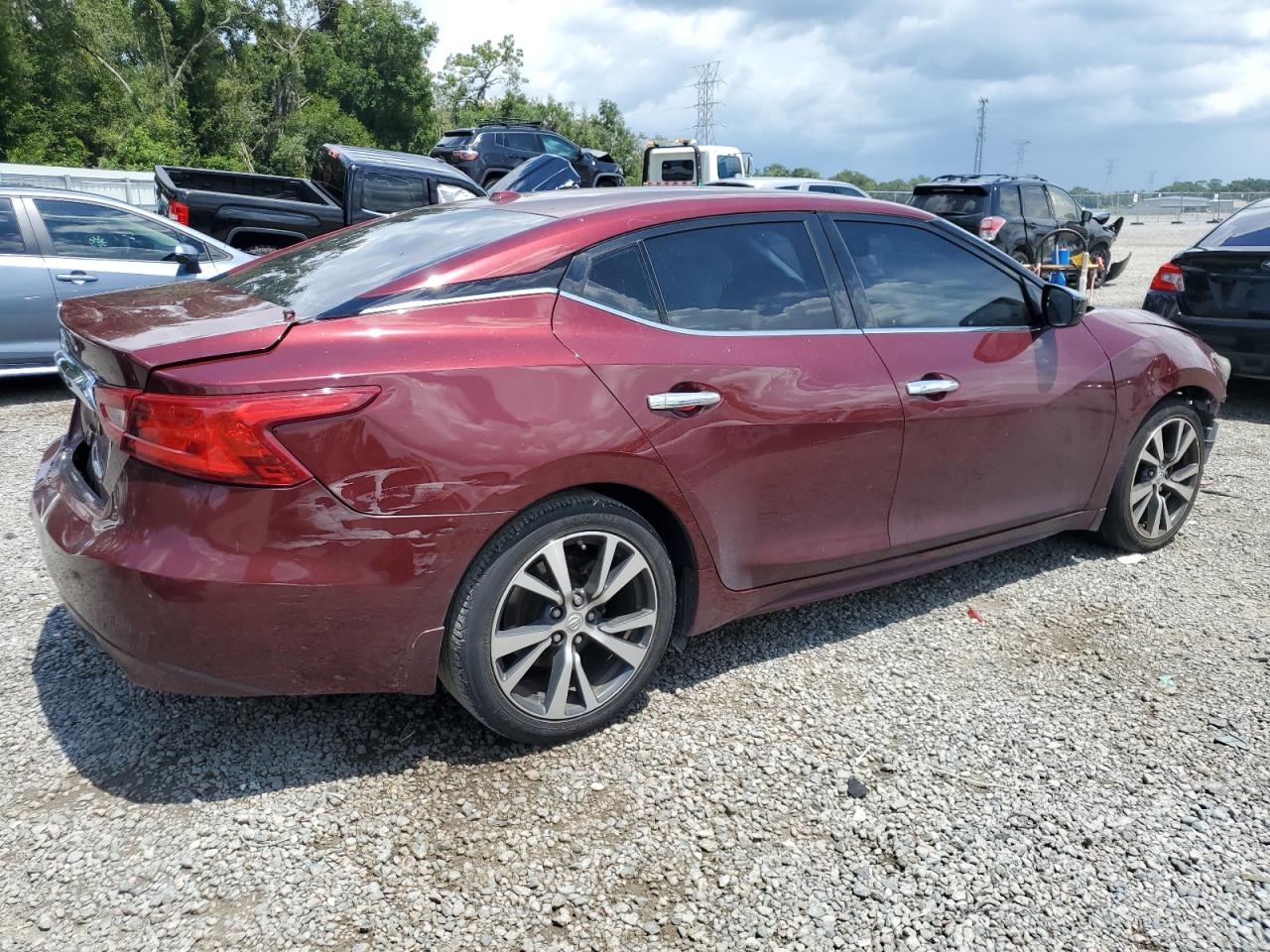 2017 Nissan Maxima - Image 3
