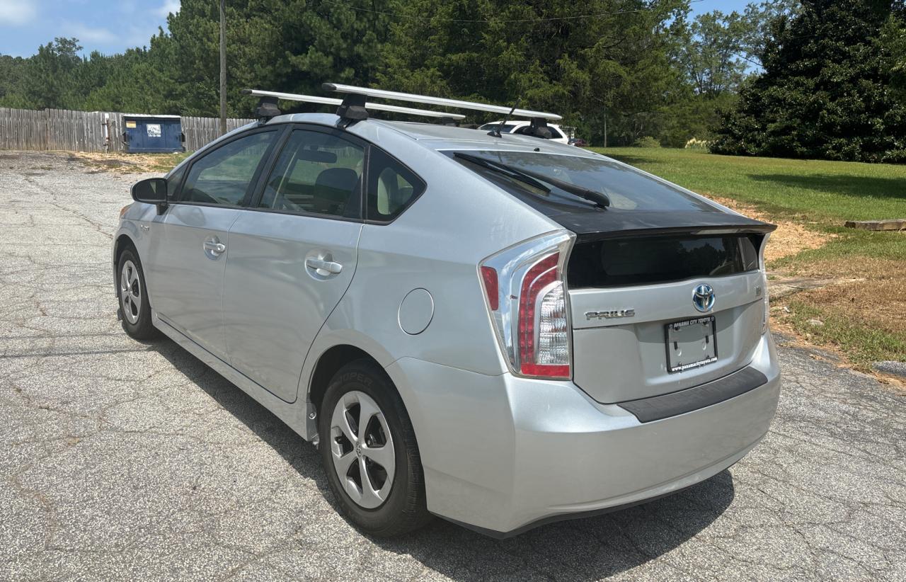 2014 Toyota Prius - Image 3