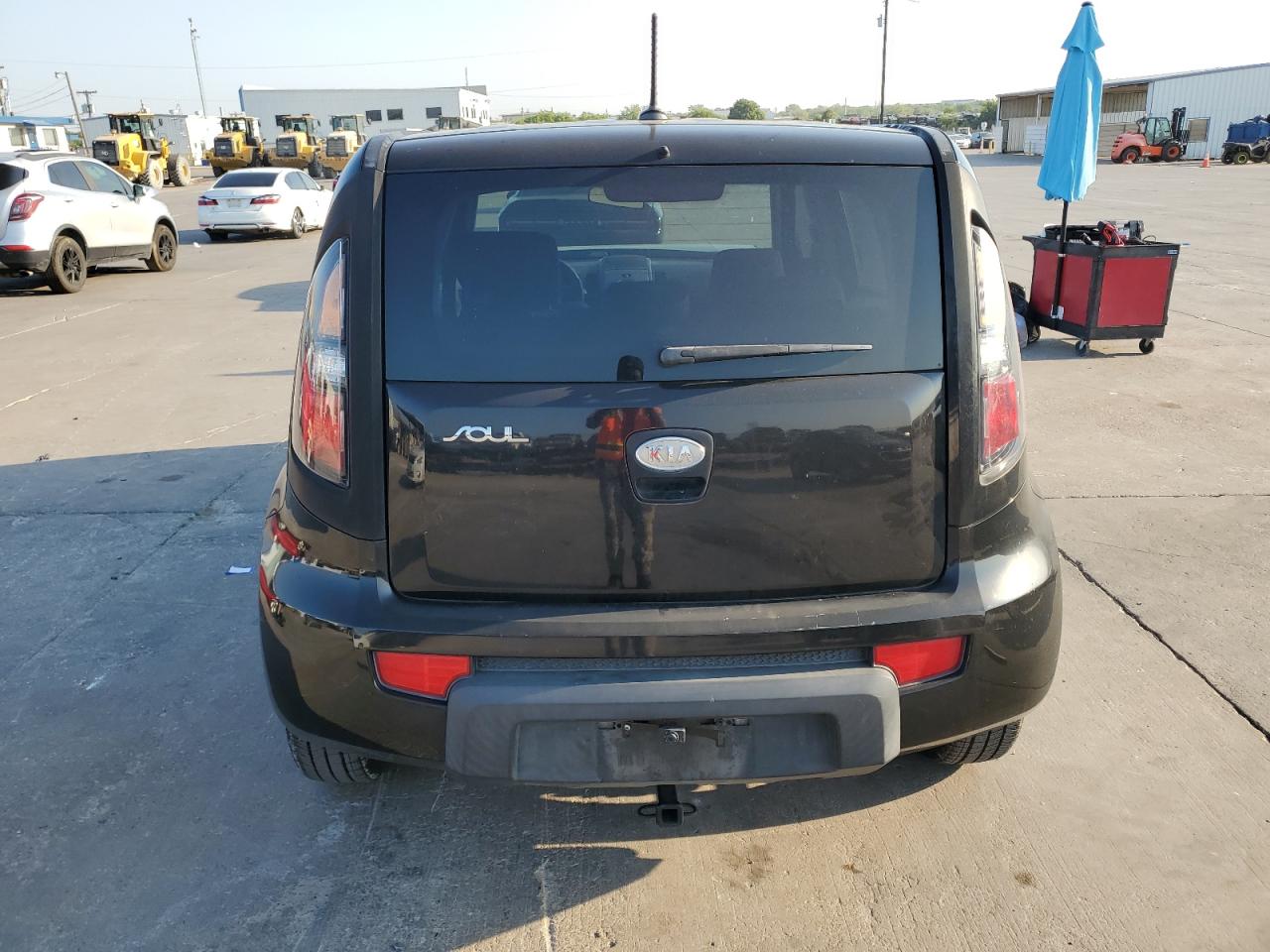2010 Kia Soul + VIN: KNDJT2A25A7125169 Lot: 66443934