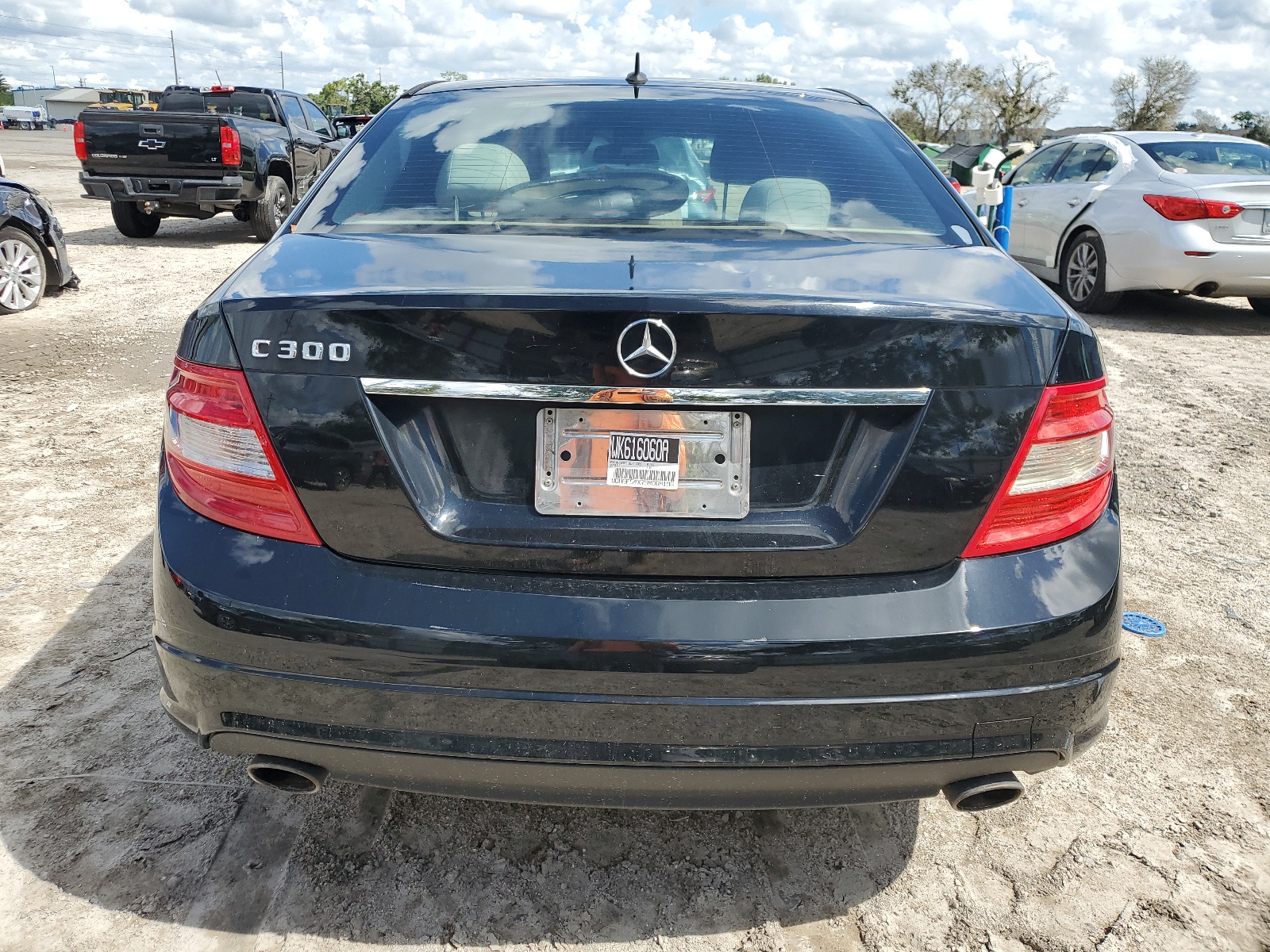 WDDGF54X79R068196 2009 Mercedes-Benz C 300