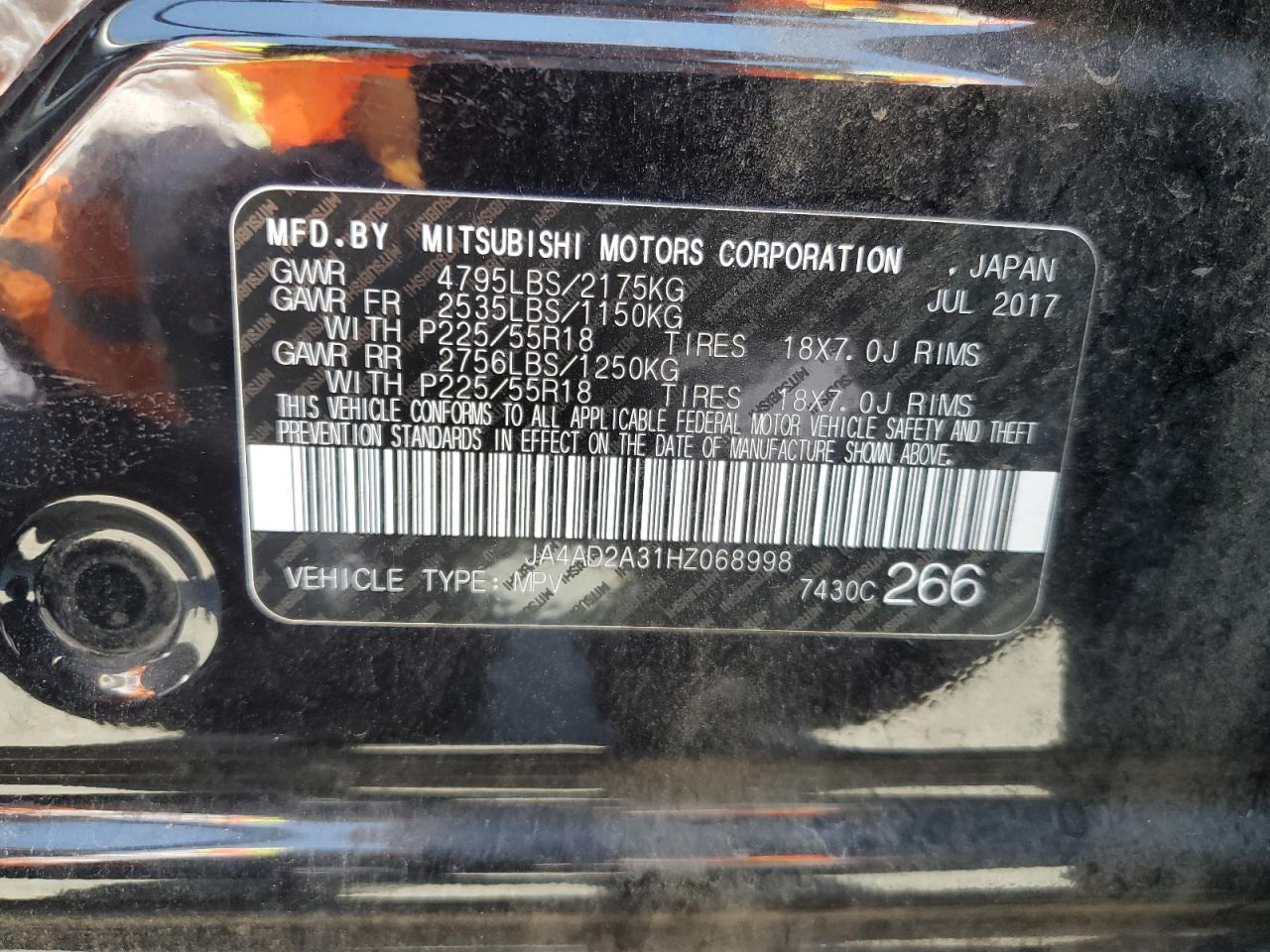 JA4AD2A31HZ068998 2017 Mitsubishi Outlander Es