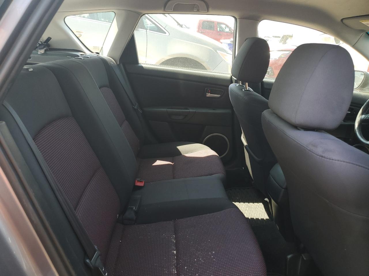 2006 Mazda 3 Hatchback VIN: JM1BK144161421511 Lot: 65682774