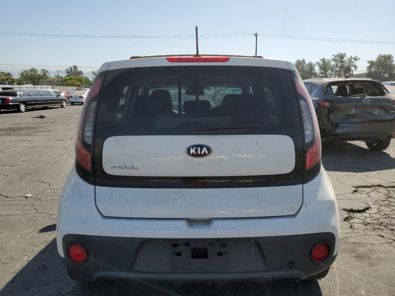 KNDJN2A28H7463623 2017 Kia Soul