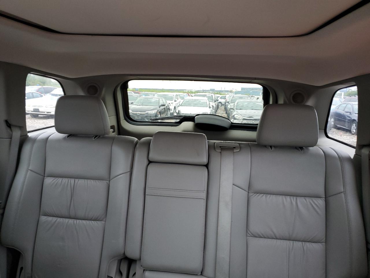 2011 Jeep Grand Cherokee - Image 10