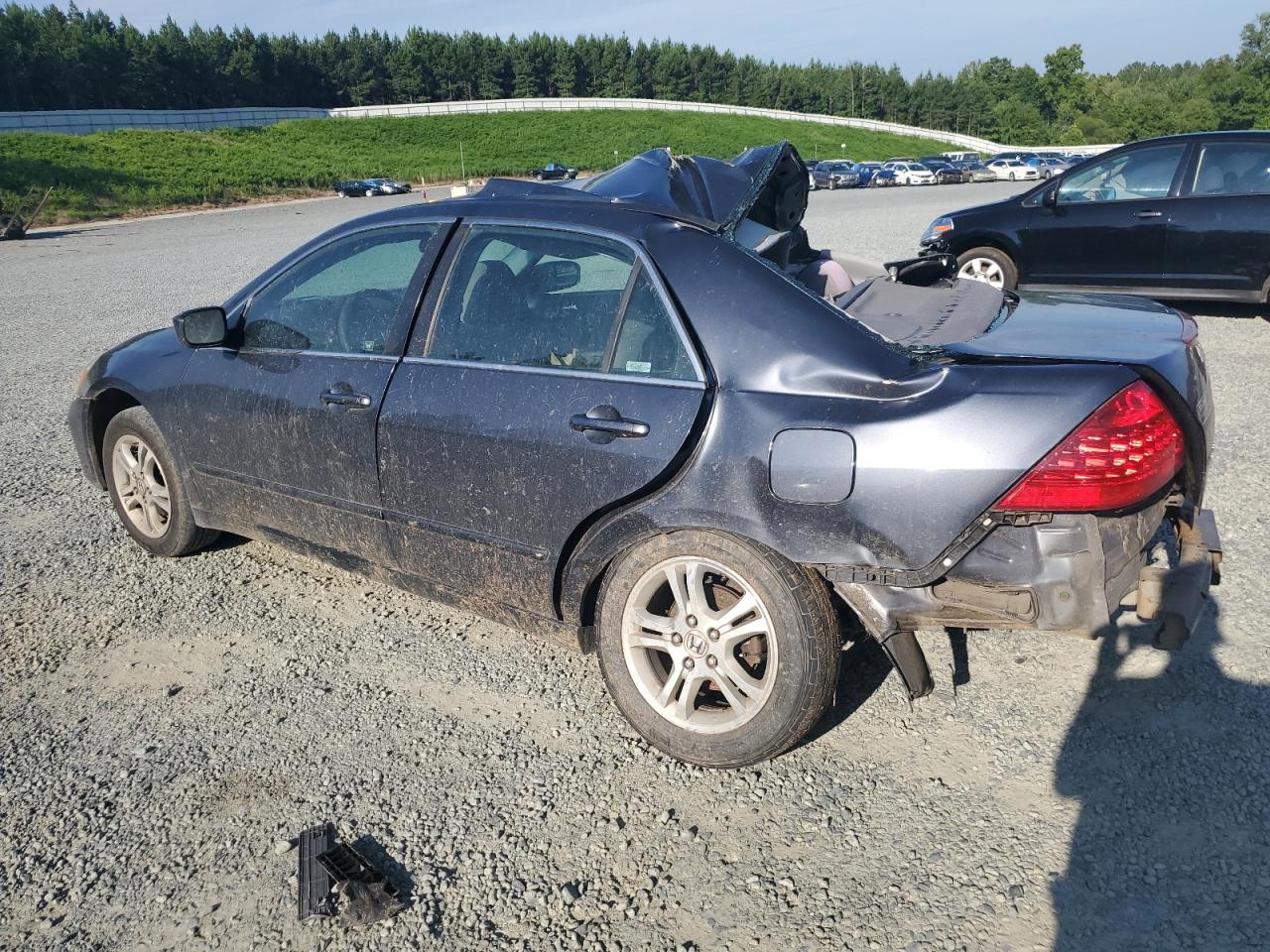 2007 Honda Accord - Image 2