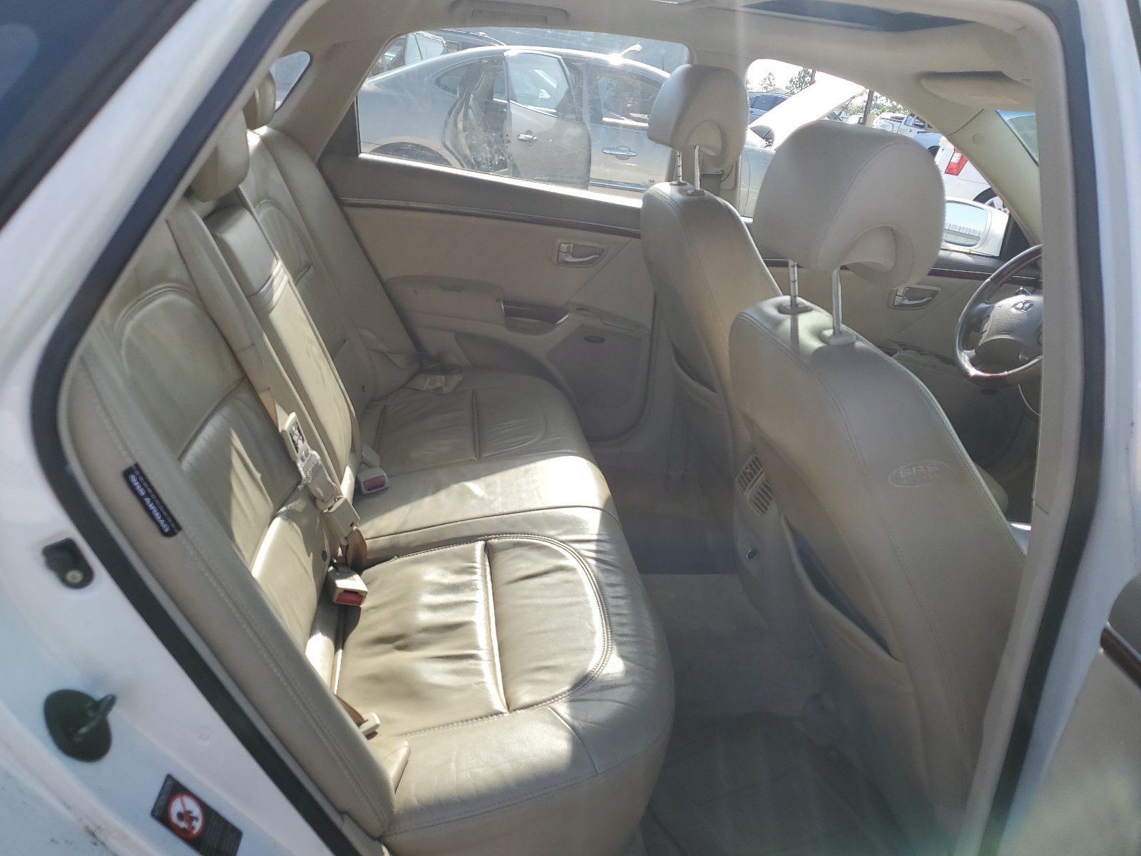 kmhfc46fx7a229581 KMHFC46FX7A229581 2007 Hyundai Azera Se
