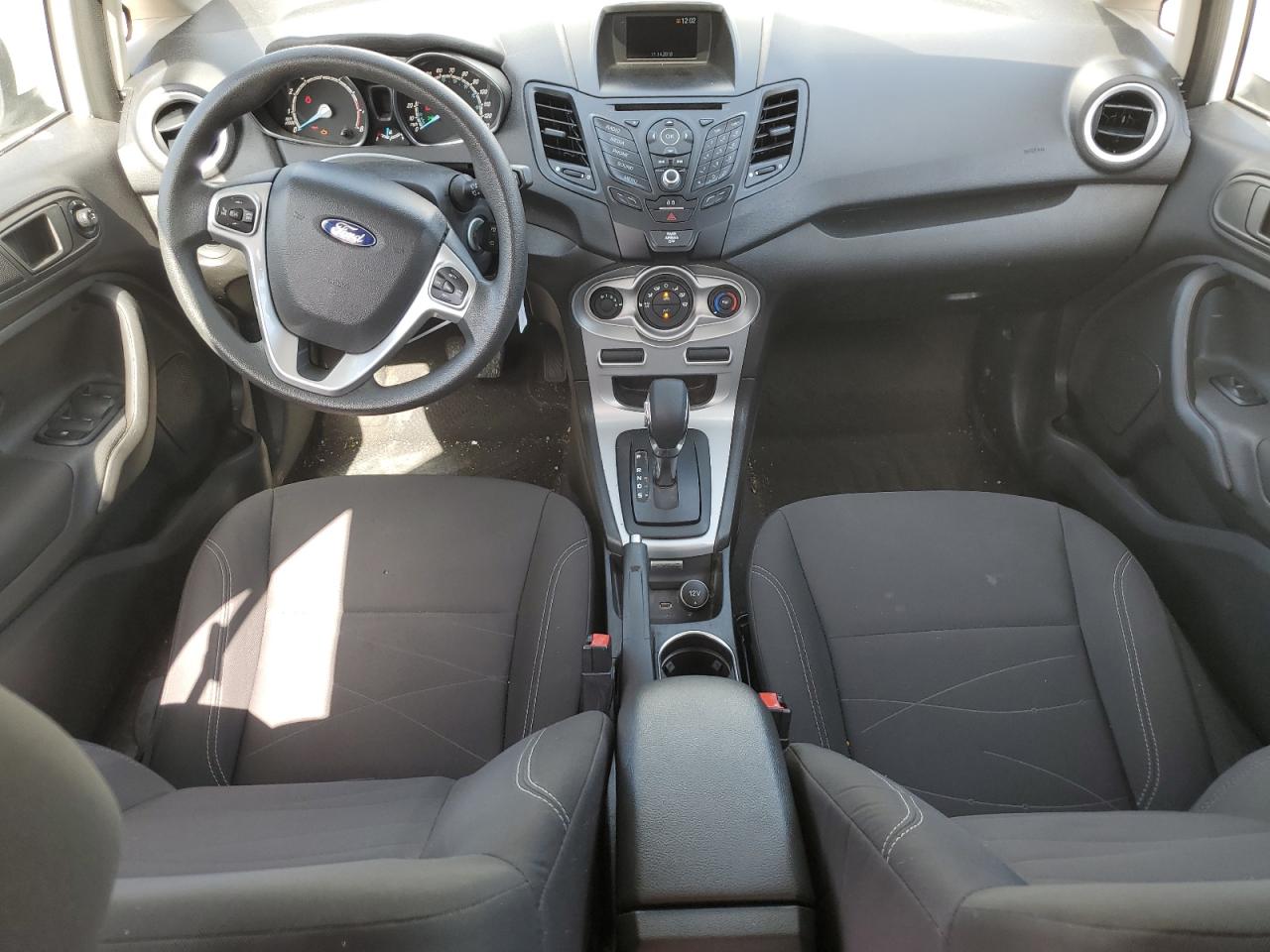 3FADP4EJXKM116432 2019 Ford Fiesta Se