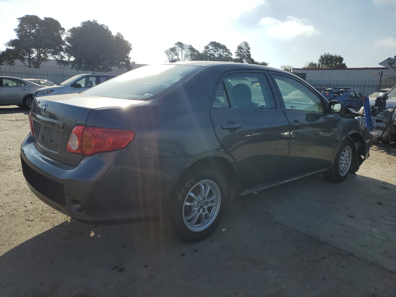 1NXBU4EE1AZ215949 2010 Toyota Corolla Base