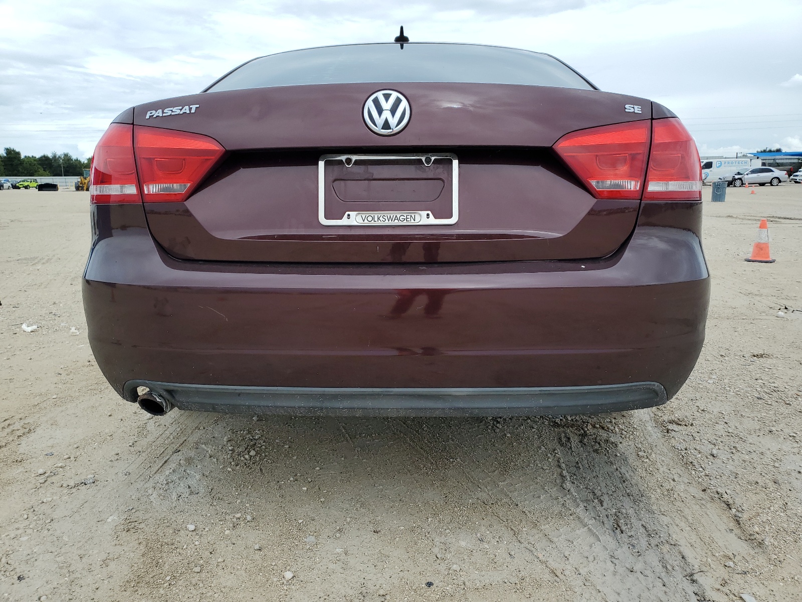 1VWBP7A39DC150244 2013 Volkswagen Passat Se