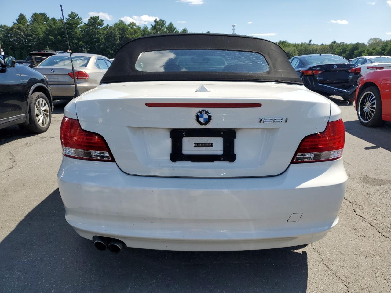 WBAUL7C50AVJ77805 2010 BMW 128 I