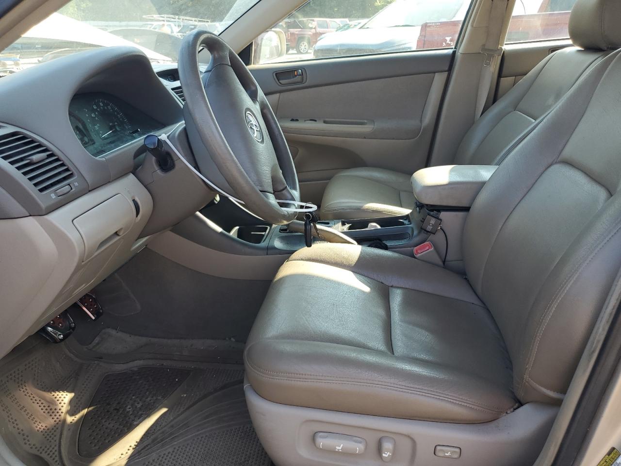 2004 Toyota Camry Le VIN: 4T1BE30K94U862768 Lot: 66369384