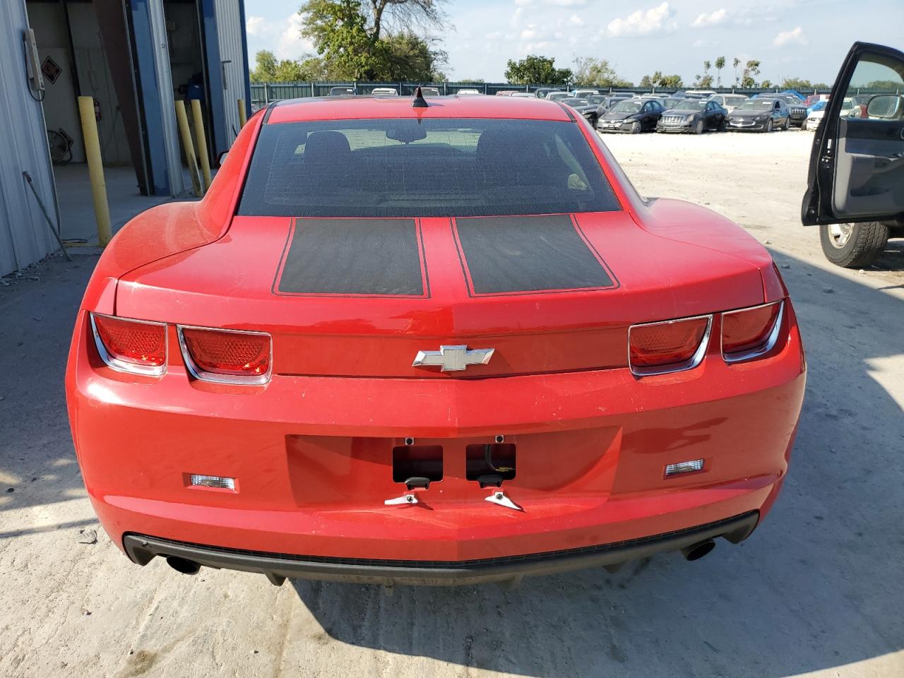 2010 Chevrolet Camaro Lt VIN: 2G1FB1EV6A9106421 Lot: 68810654