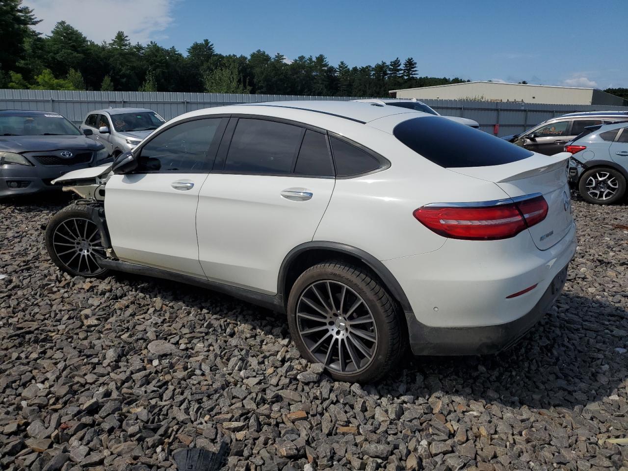 WDC0J6EBXKF594259 2019 MERCEDES-BENZ GLC - Image 2