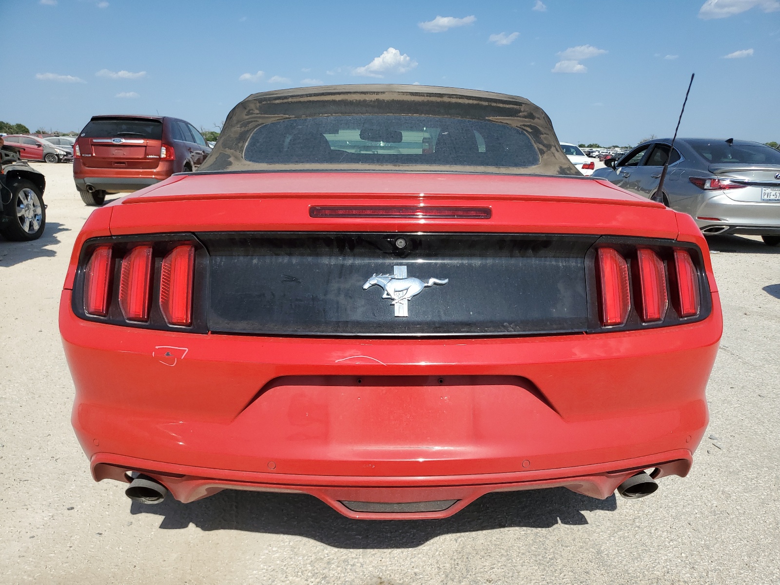 1FATP8EM3F5386935 2015 Ford Mustang