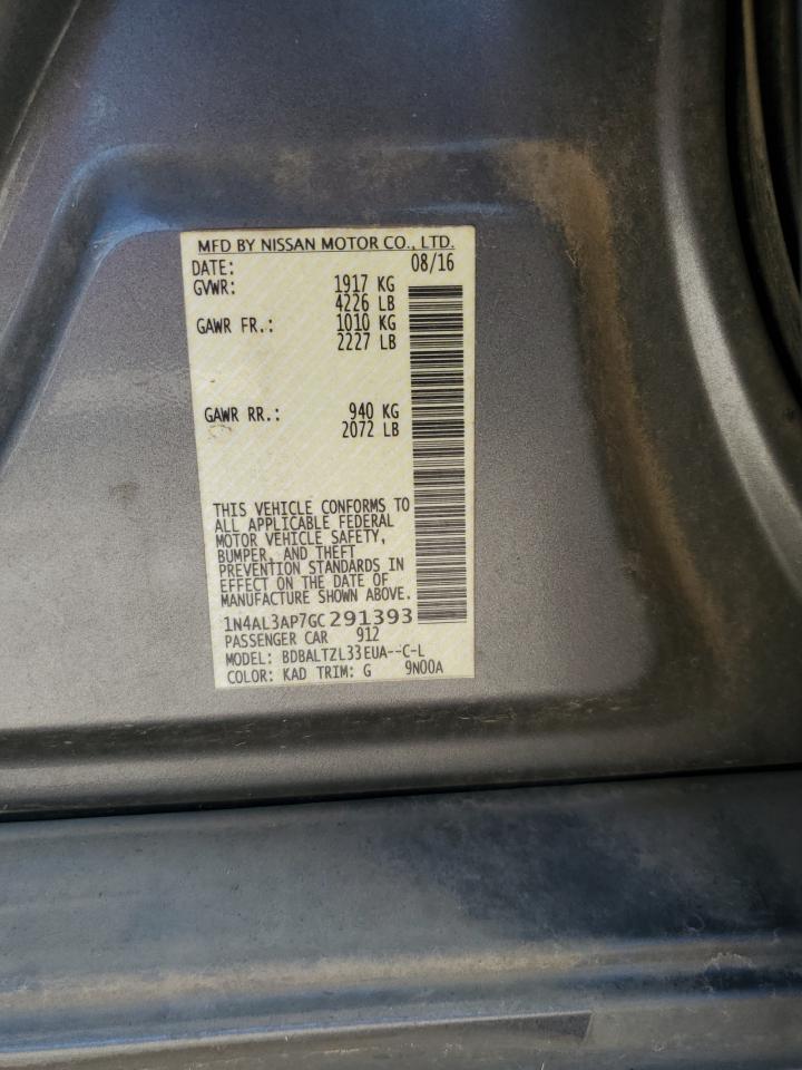 2016 Nissan Altima - Image 13