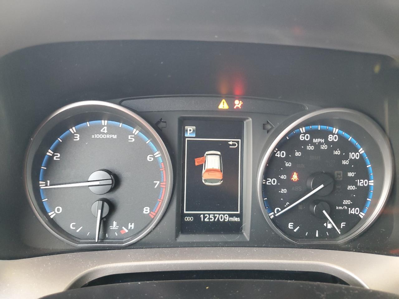 2017 Toyota Rav4 Xle VIN: JTMWFREVXHD093275 Lot: 66808344