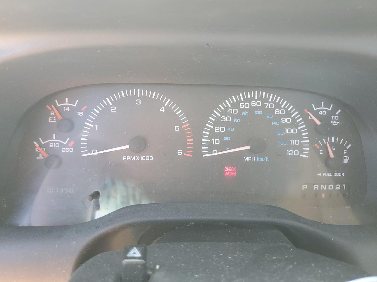 2000 Dodge Ram 1500 VIN: 1B7HC13Y5YJ143002 Lot: 66923224