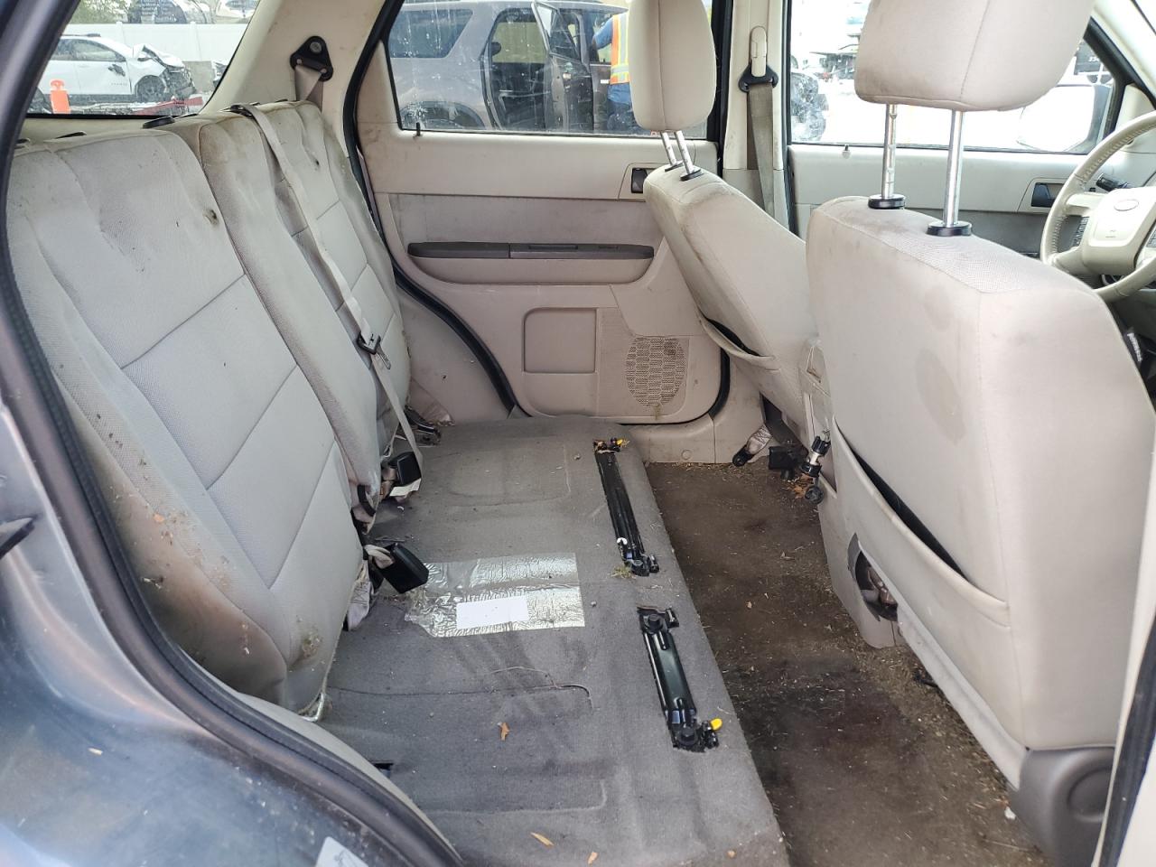 2010 Ford Escape Xlt VIN: 1FMCU0D75AKC05906 Lot: 67448534