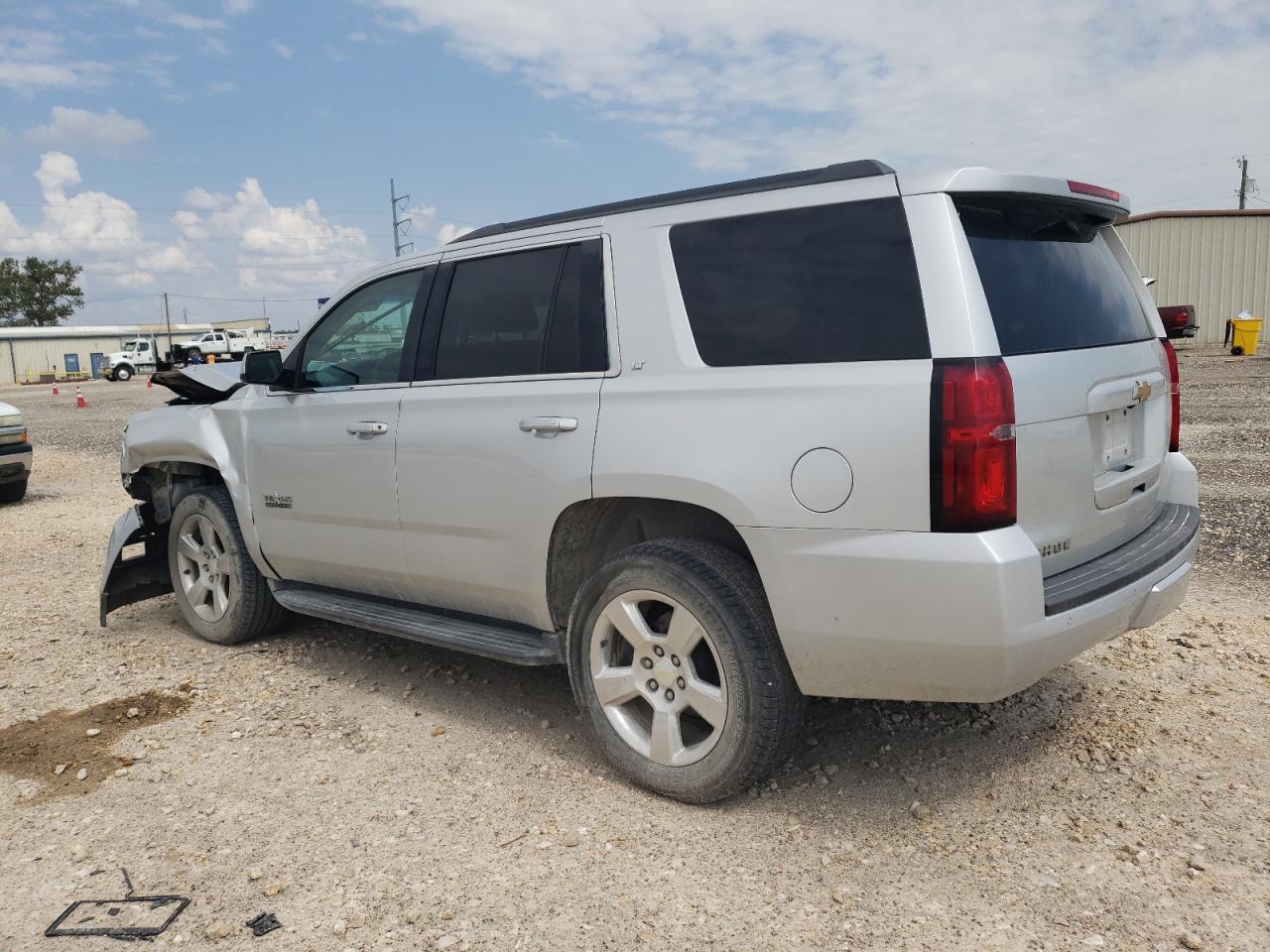 1GNSCBKC6FR704962 2015 CHEVROLET TAHOE - Image 2