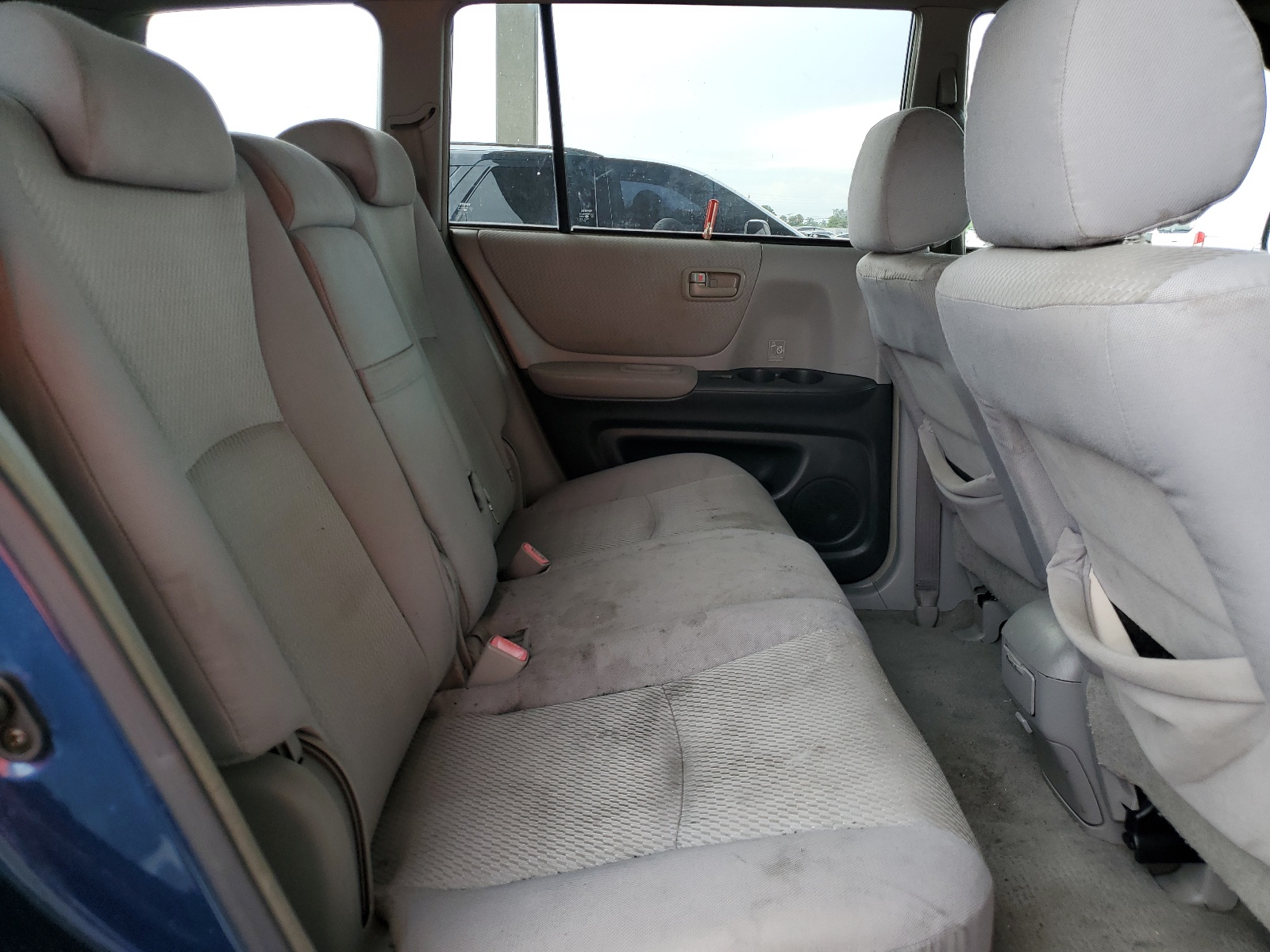 JTEDD21A240081125 2004 Toyota Highlander