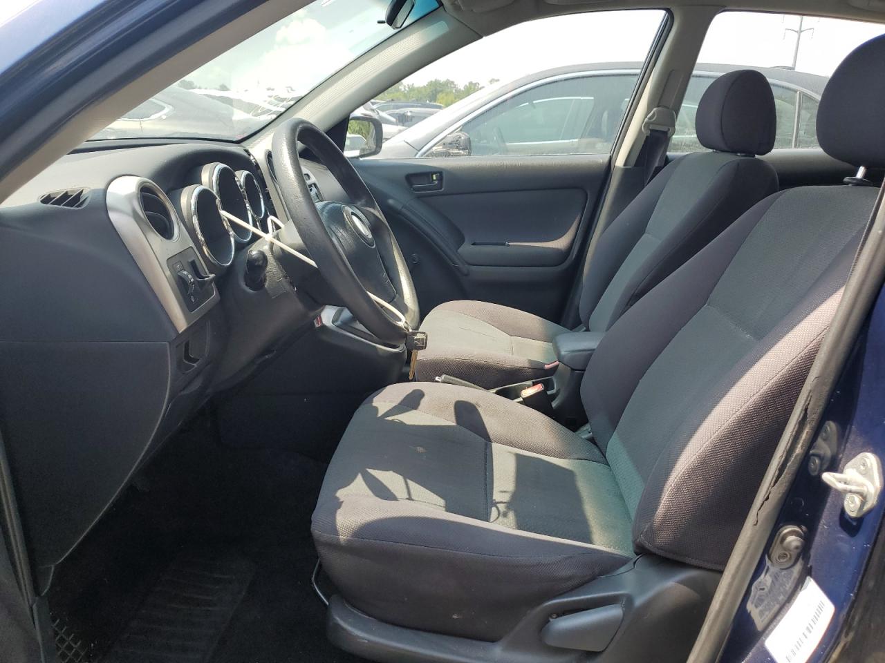 2003 Toyota Corolla Matrix Xr VIN: 2T1KR32E43C021128 Lot: 58878034