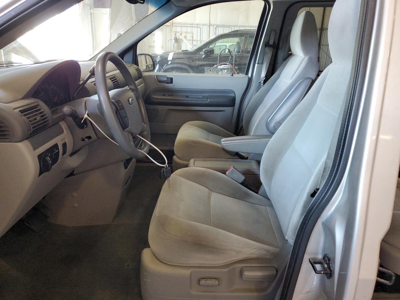 2004 Ford Freestar Ses VIN: 2FMZA57624BA32203 Lot: 66423714