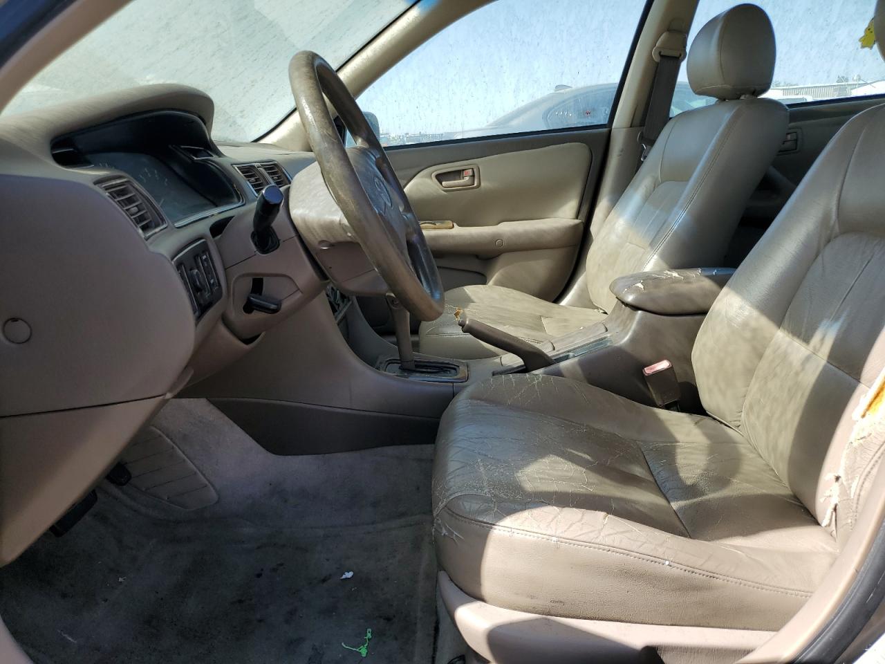 1999 Toyota Camry Le VIN: JT2BF22K4X0228202 Lot: 84963434