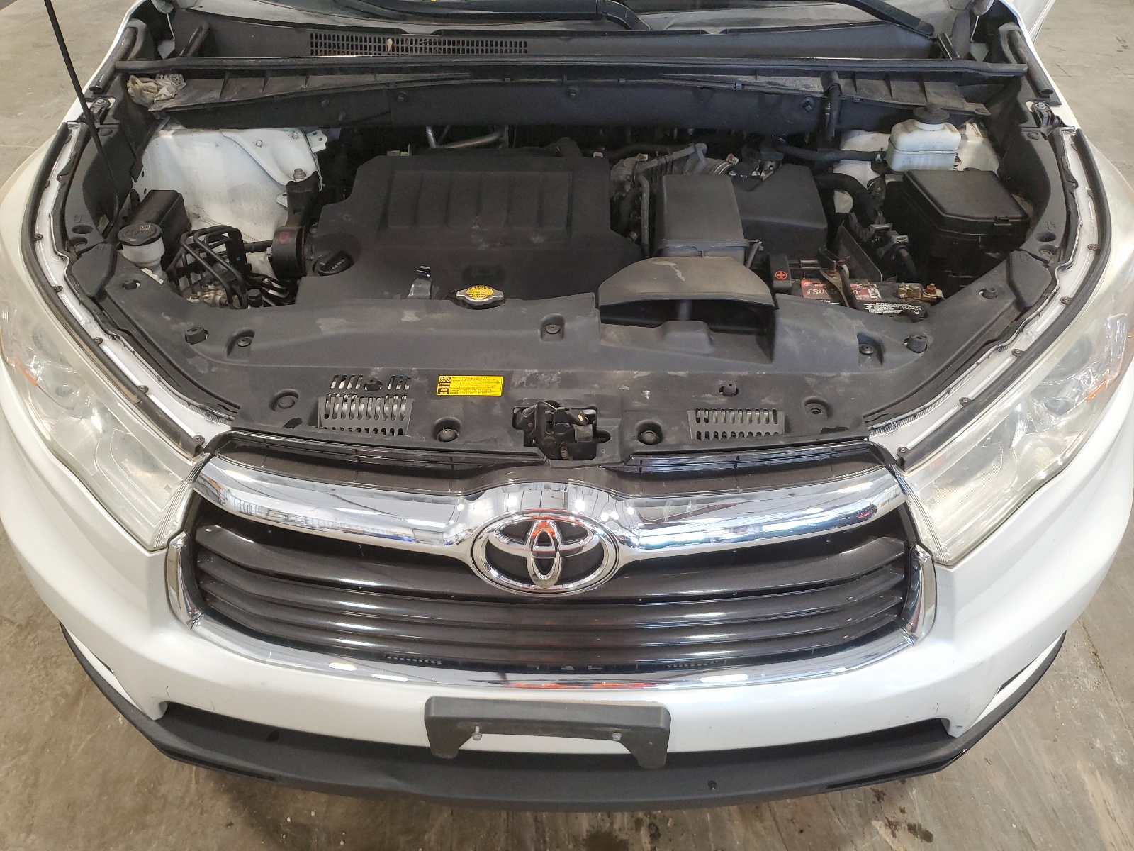 5TDJKRFH9ES029467 2014 Toyota Highlander Xle