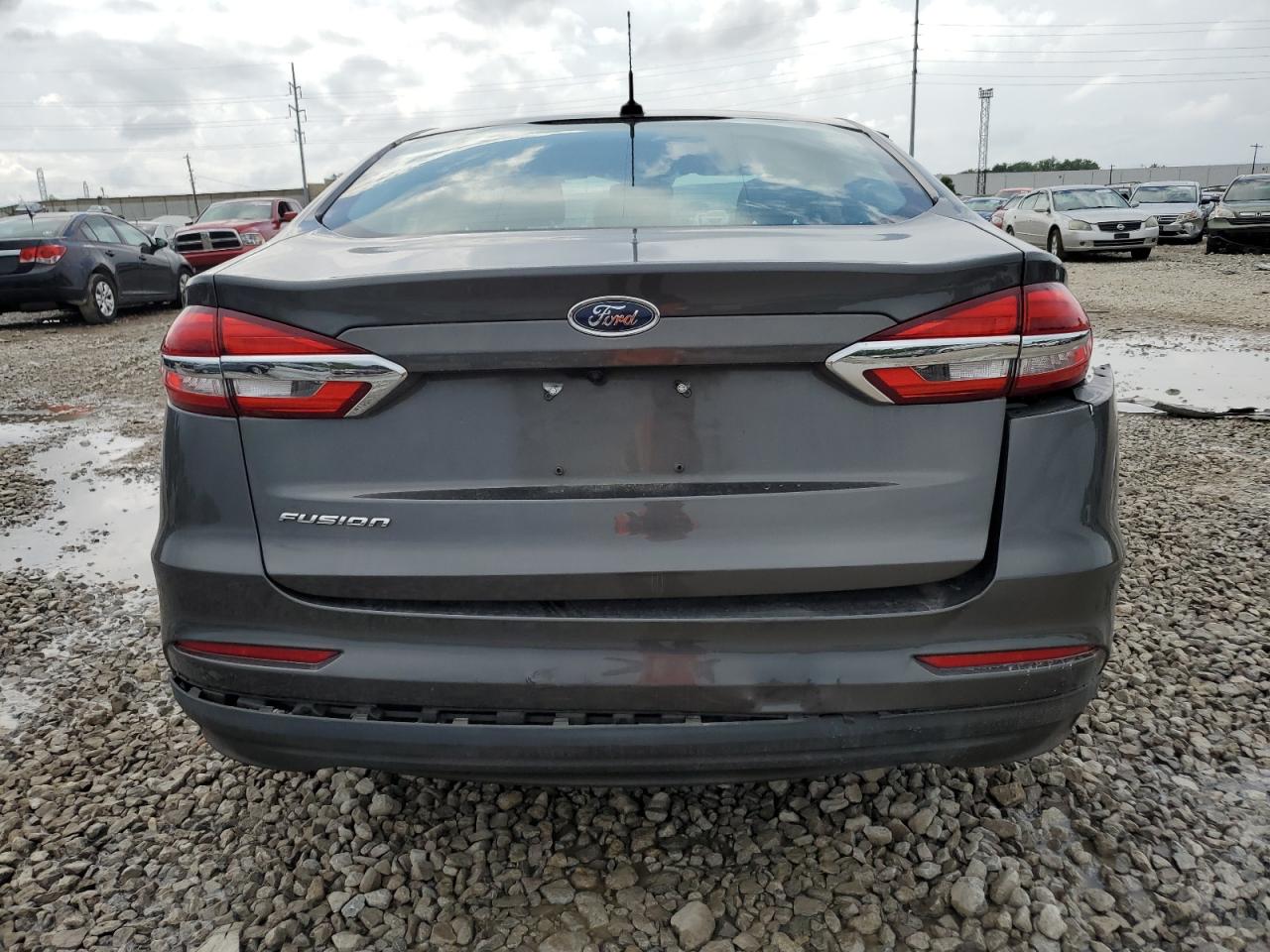 3FA6P0G72KR130265 2019 Ford Fusion S