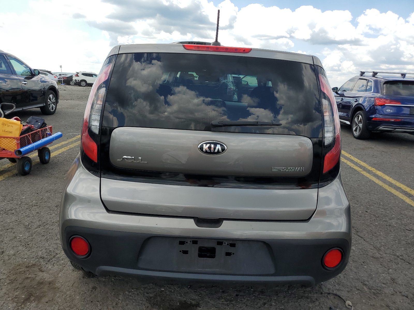 KNDJN2A28J7523213 2018 Kia Soul