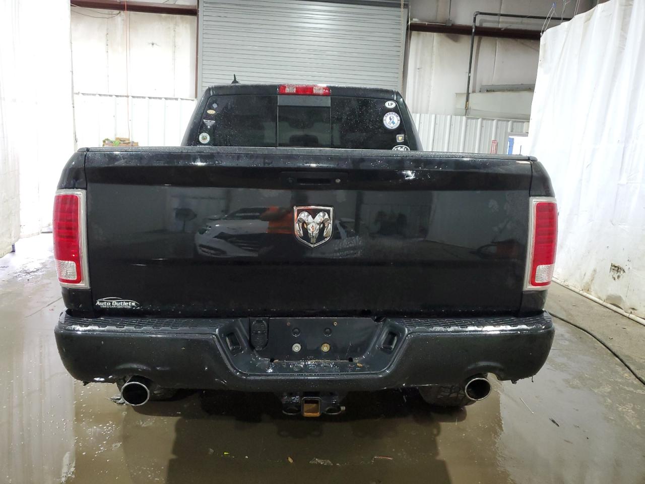 1C6RR7NT7JS164352 2018 Ram 1500 Laramie