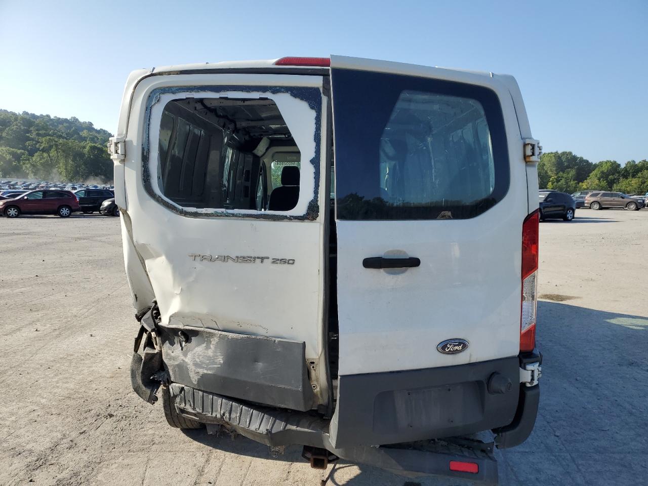 2015 Ford Transit T-250 VIN: 1FTYR2ZM7FKA94367 Lot: 68552884