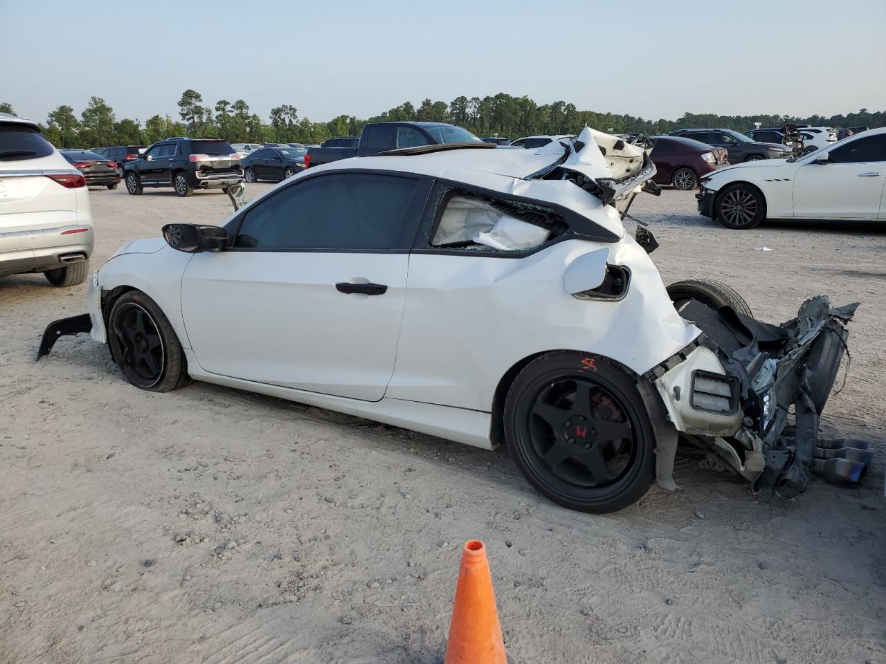 2HGFC3A56KH755098 2019 HONDA CIVIC - Image 2